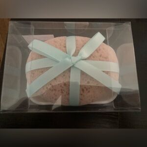 Victoria’s Secret sponge & soap tray set. New in packaging. Elegant & pretty